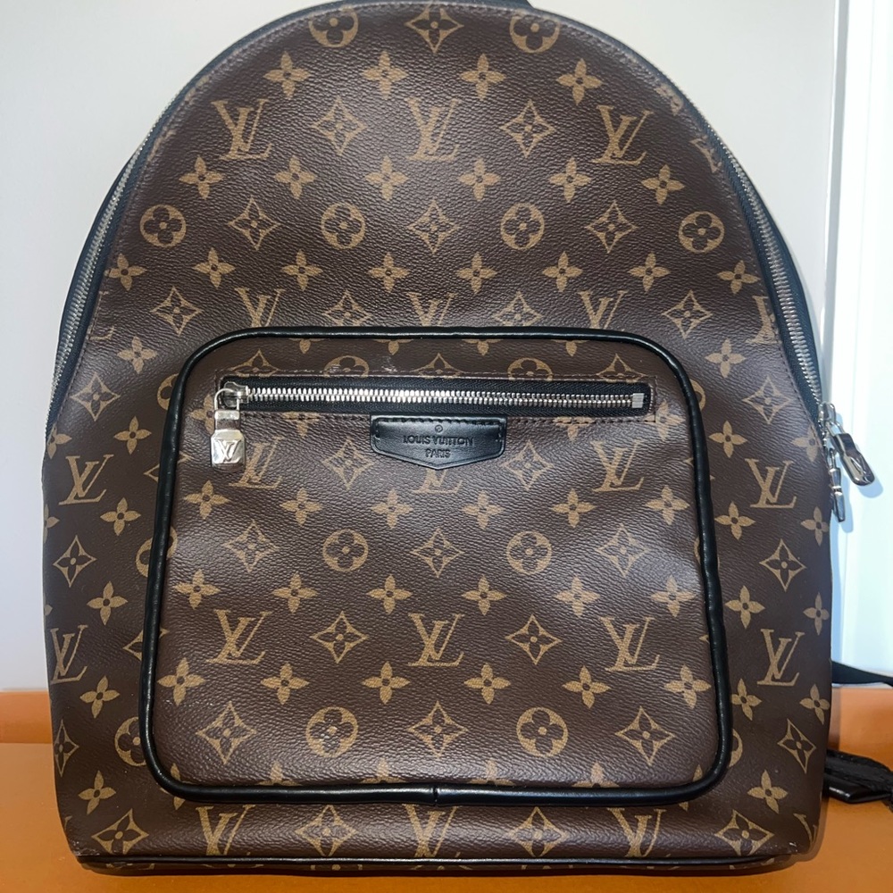 Louis Vuitton backpack classic monogram style